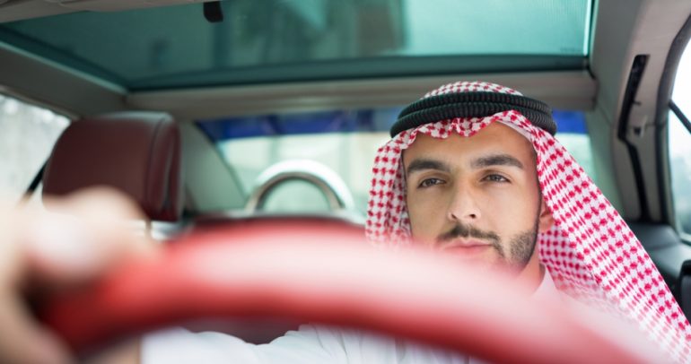 خمس مخالفات تسبب 90% من حوادث السير في السعودية